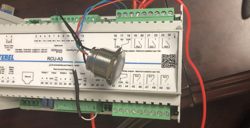 22mm 10A IP68 파란색 순간 4극 푸시 버튼 스위치