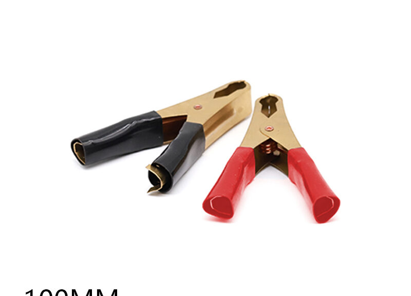 metal alligator clips